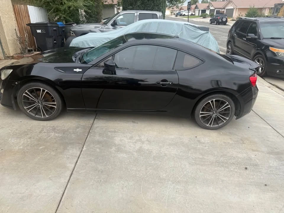 2013 Scion FR-S - Image 2 of 10