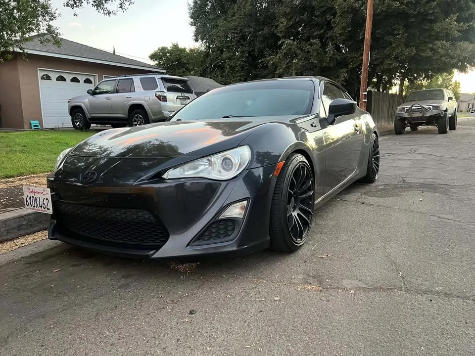 2013 Scion FR-S - Image 2 of 10