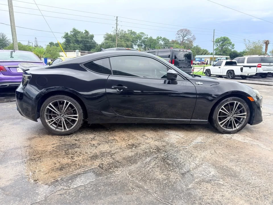 2013 Scion FR-S - Image 6 of 15