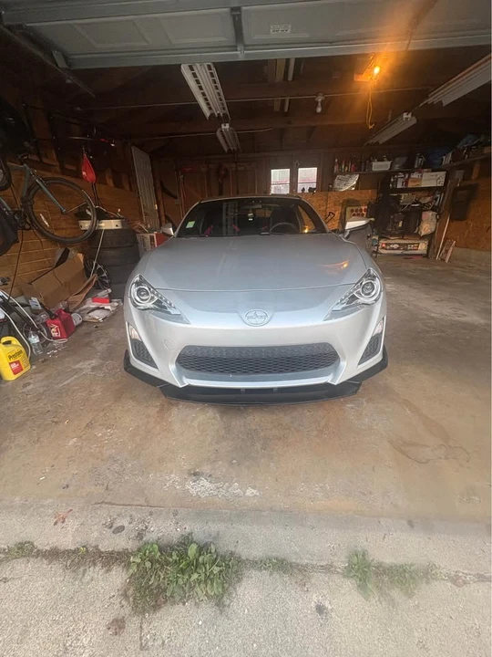 2013 Scion FR-S - Image 2 of 7
