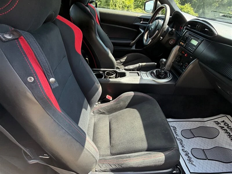 2013 Scion FR-S - Image 16 of 25