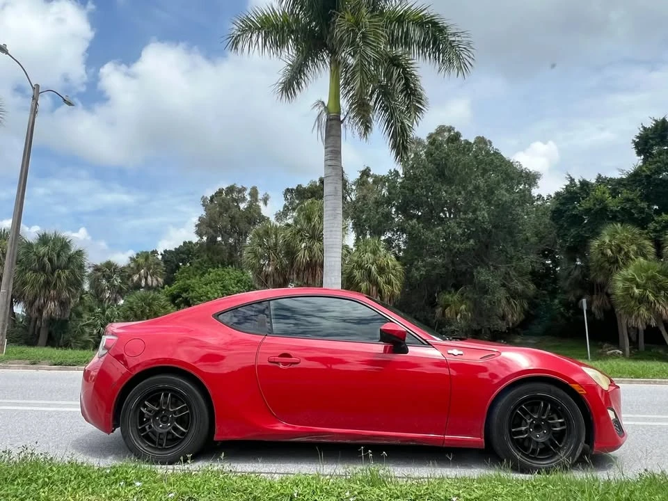 2013 Scion FR-S - Image 6 of 8