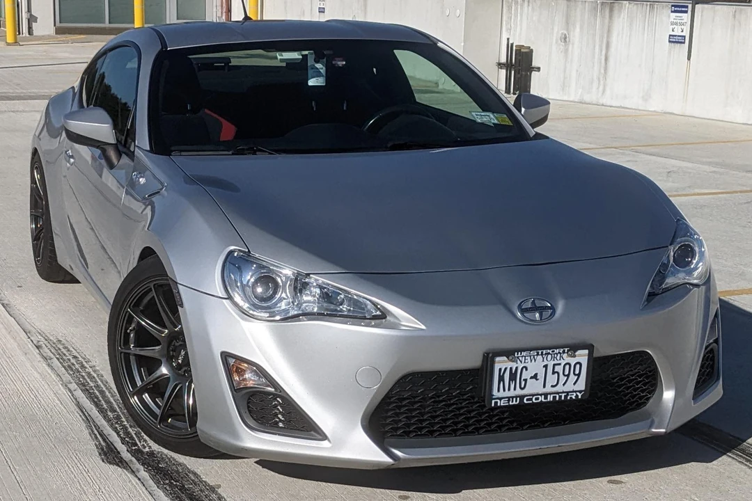2013 Scion FR-S - Image 14 of 31