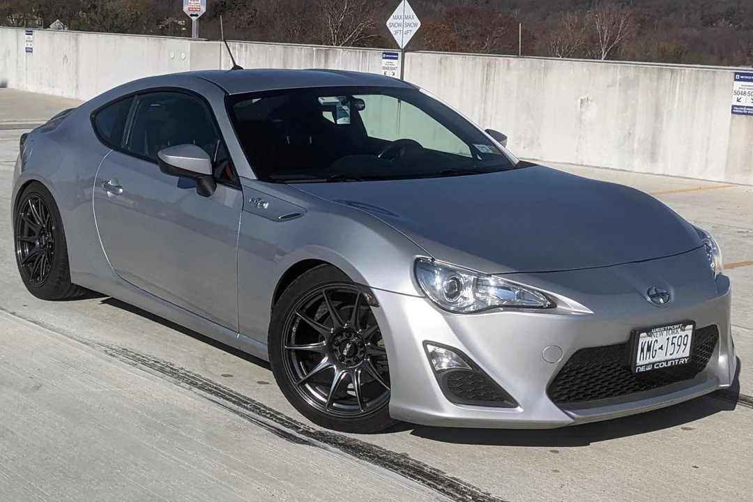 2013 Scion FR-S - Image 13 of 31