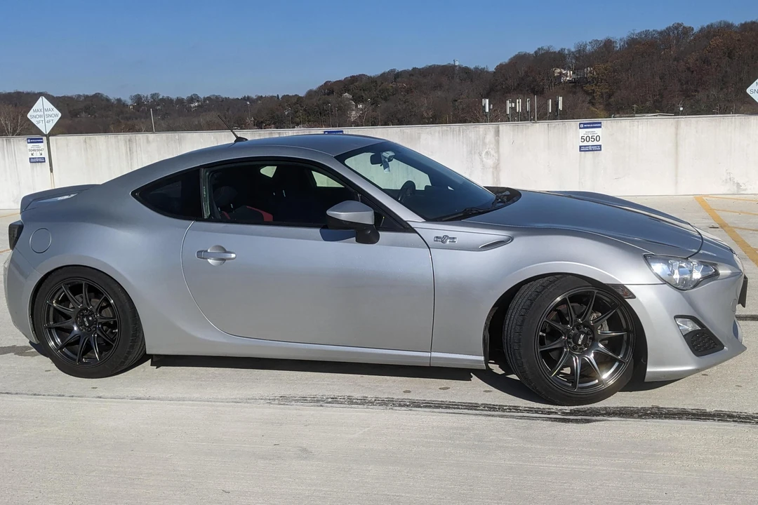 2013 Scion FR-S - Image 3 of 31