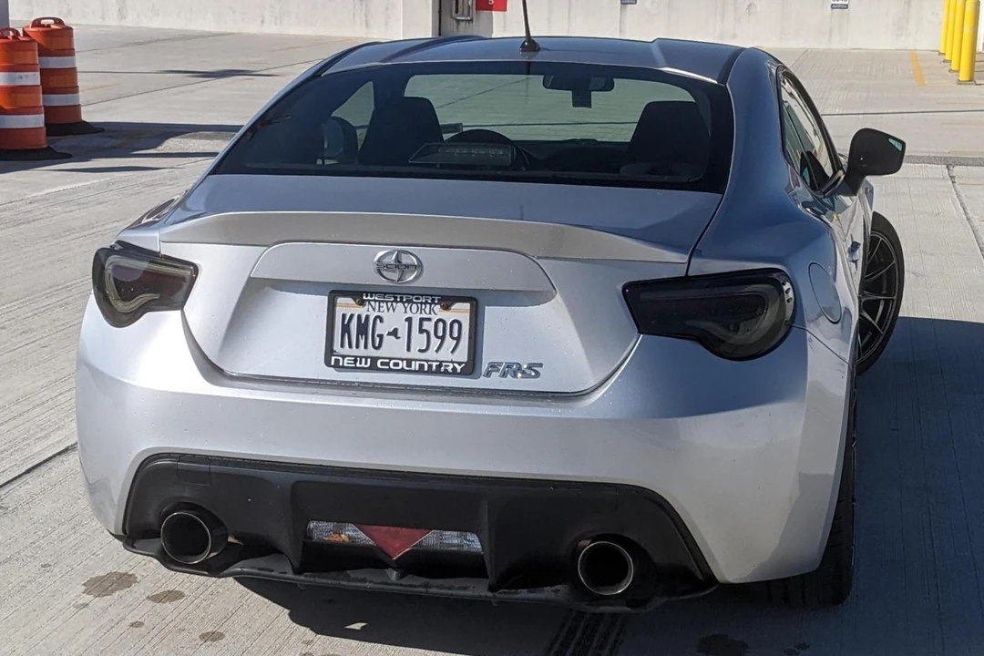 2013 Scion FR-S - Image 10 of 31