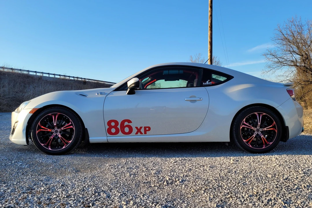 2013 Scion FR-S - Image 3 of 31