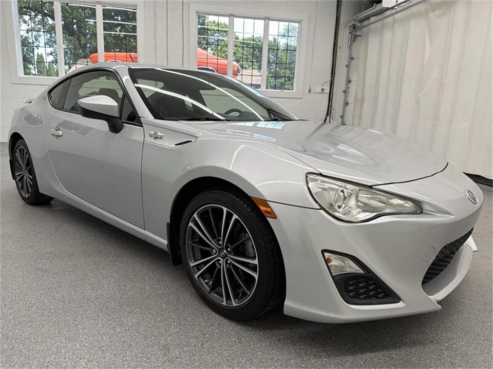 2013 Scion FR-S - Image 3 of 14