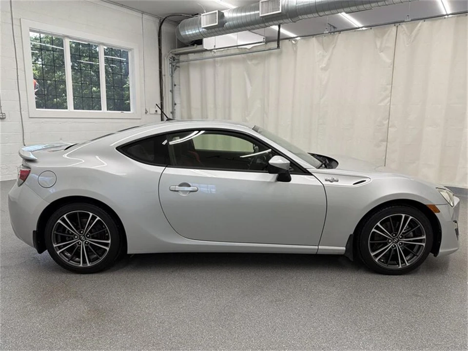 2013 Scion FR-S - Image 4 of 14