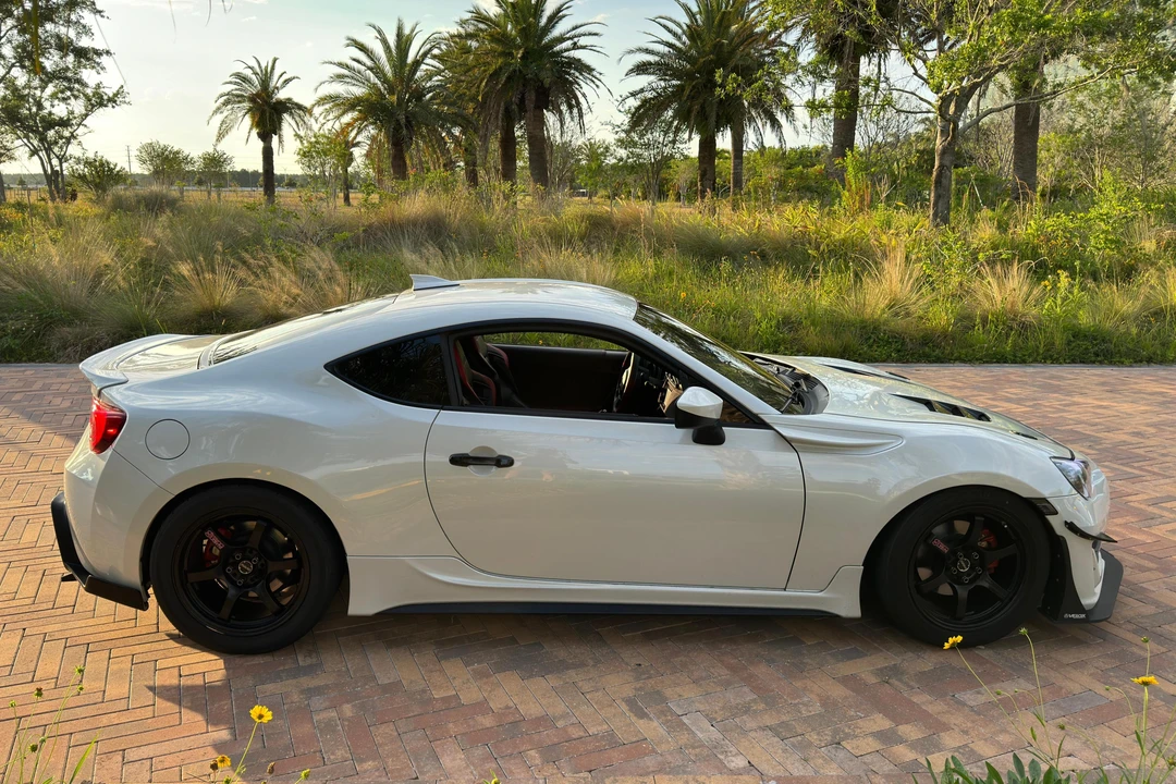 2013 Scion FR-S - Image 3 of 30