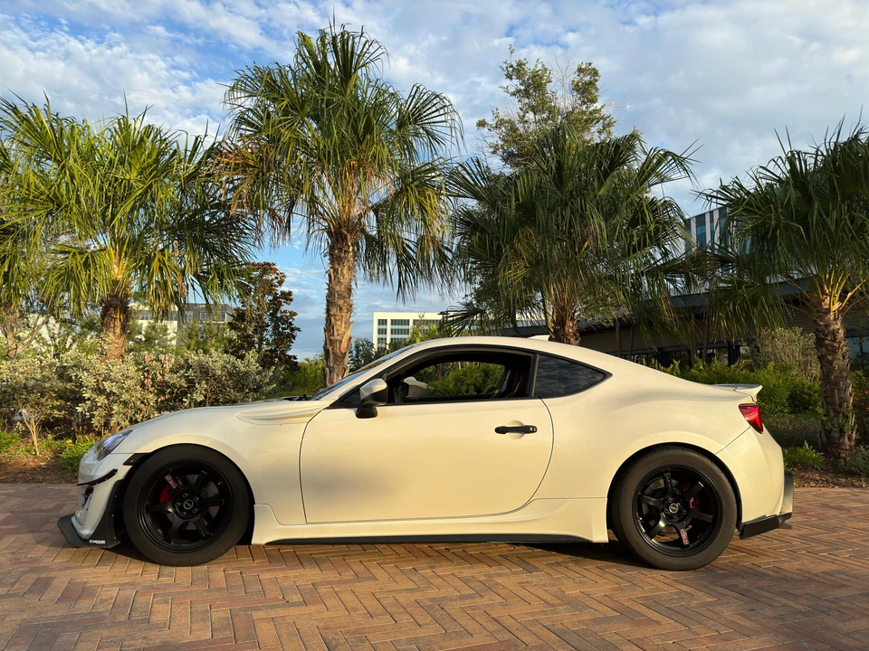 2013 Scion FR-S - Image 7 of 30
