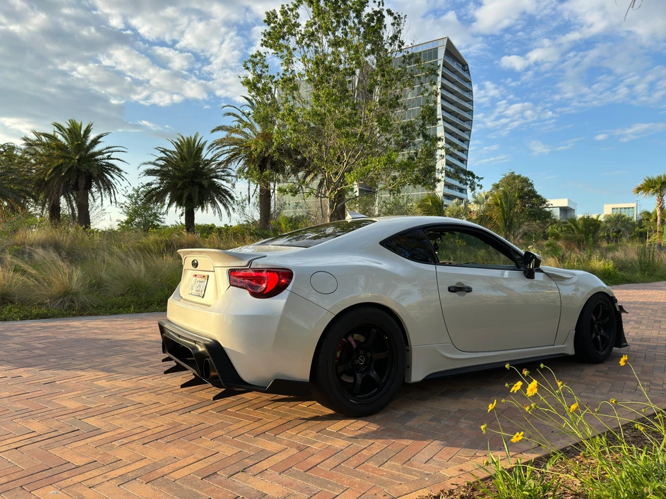 2013 Scion FR-S - Image 14 of 30