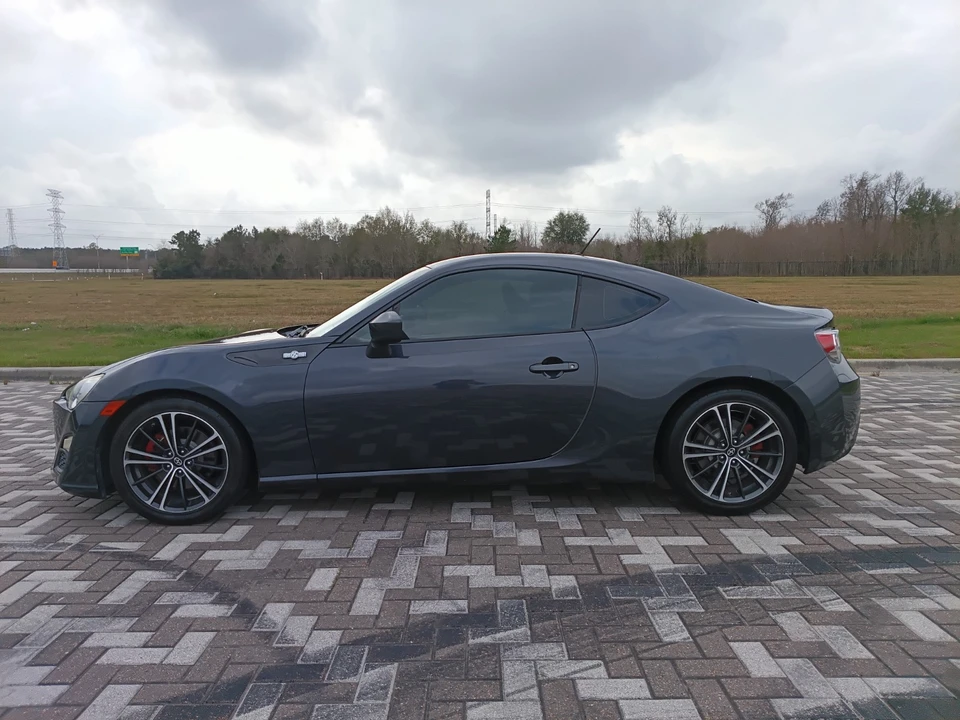 2013 Scion FR-S - Image 2 of 21
