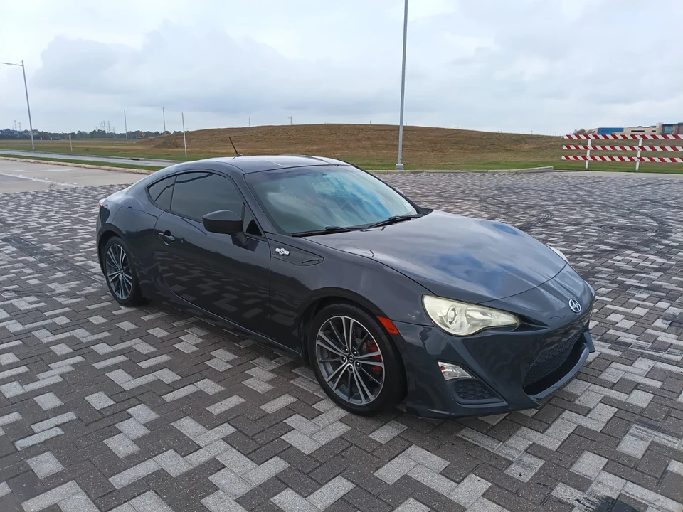 2013 Scion FR-S - Image 4 of 21