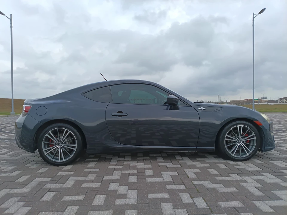 2013 Scion FR-S - Image 5 of 21