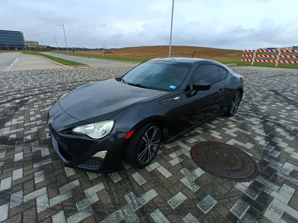 2013 Scion FR-S - Image 8 of 21