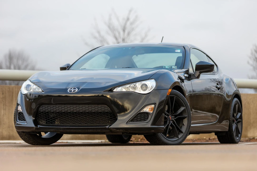 2013 Scion FR-S - Image 8 of 31