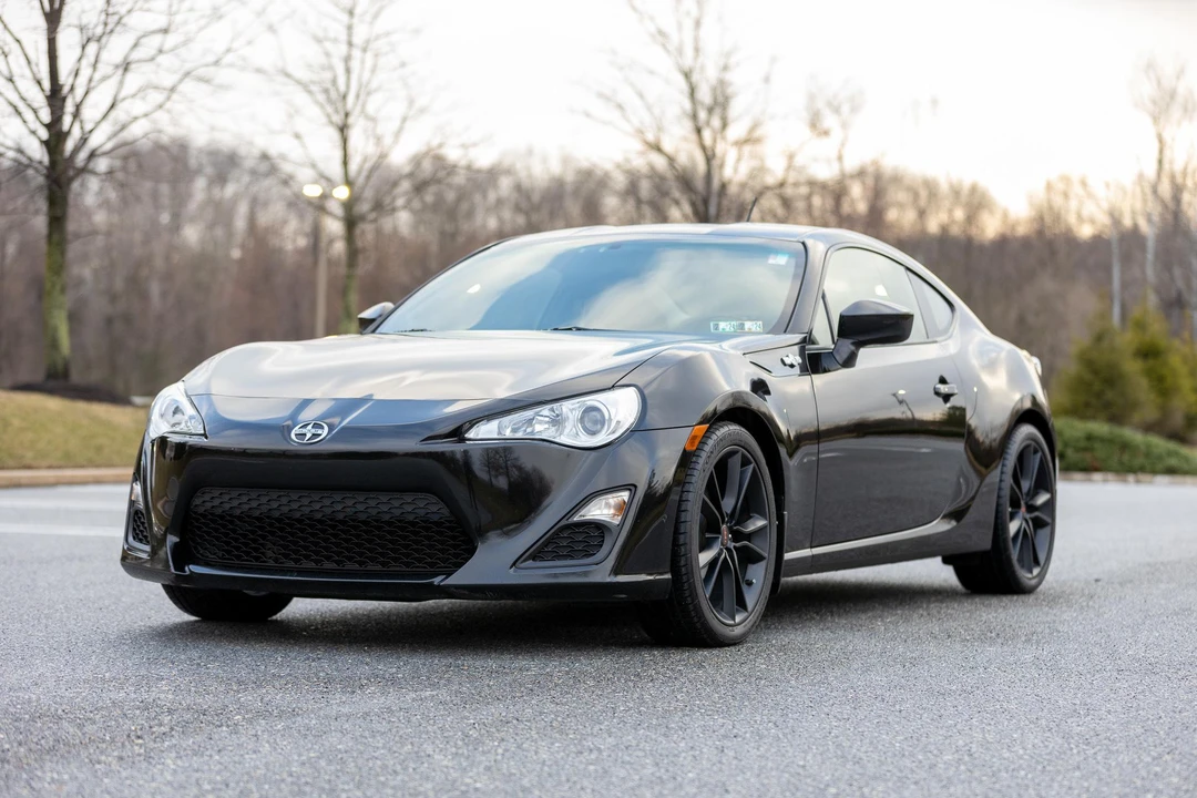 2013 Scion FR-S - Image 9 of 31