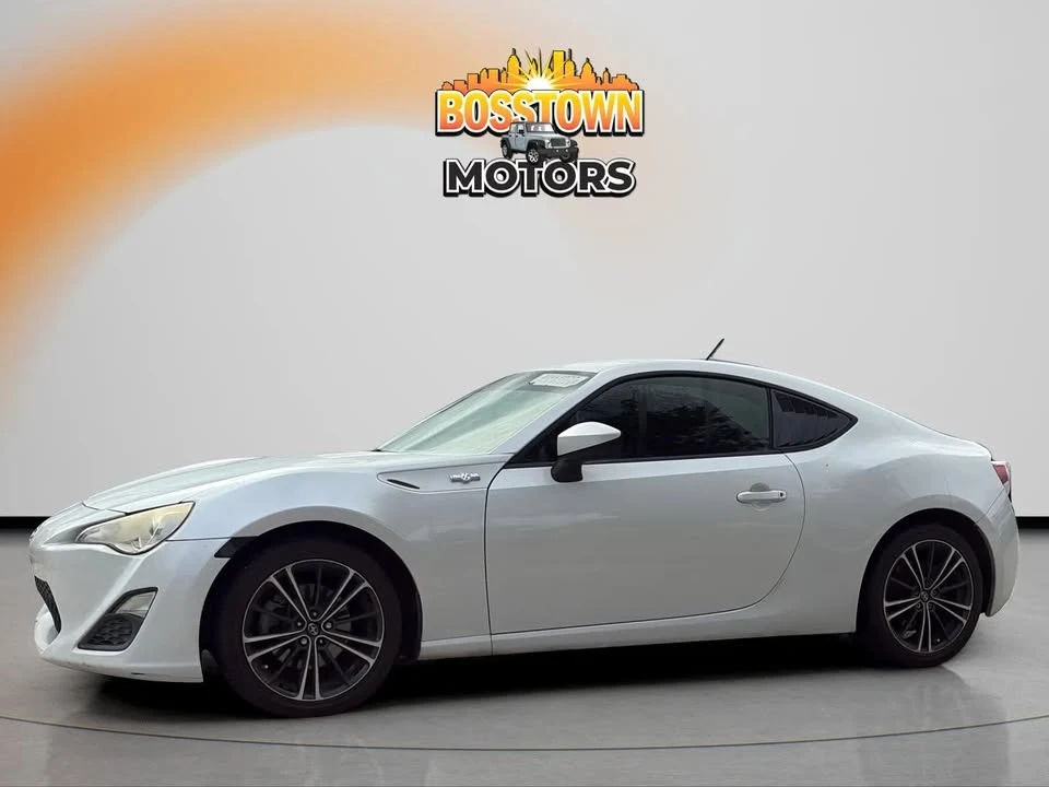 2013 Scion FR-S - Image 2 of 20