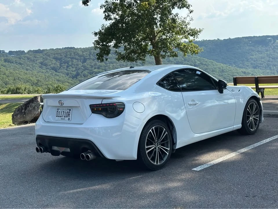2013 Scion FR-S - Image 5 of 14