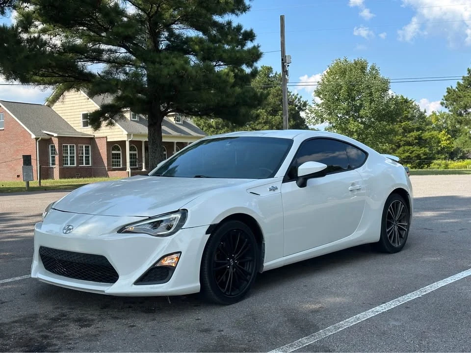 2013 Scion FR-S - Image 2 of 14