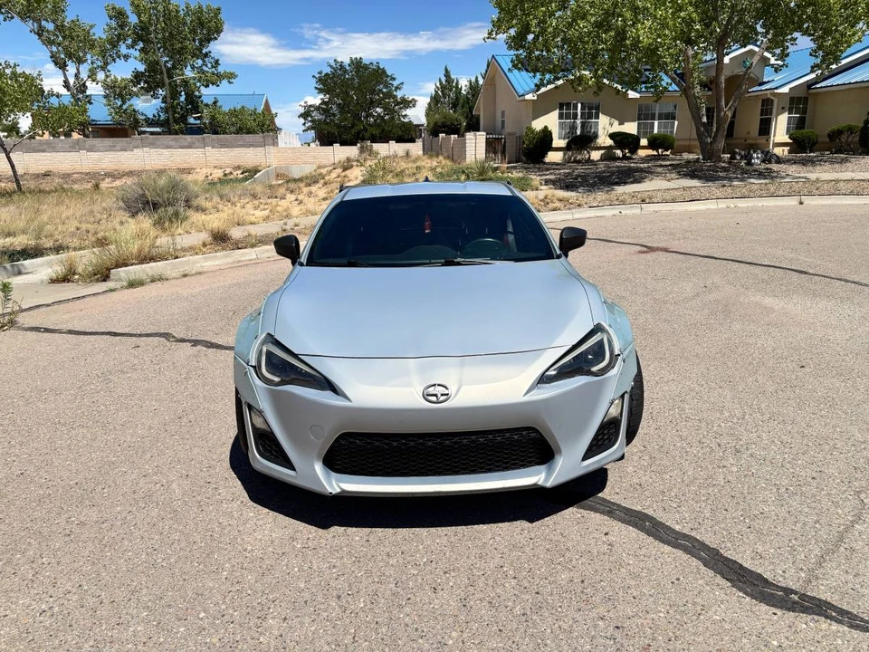 2013 Scion FR-S - Image 2 of 15