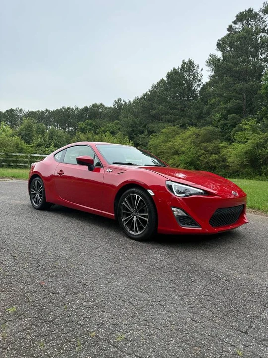 2013 Scion FR-S - Image 2 of 12