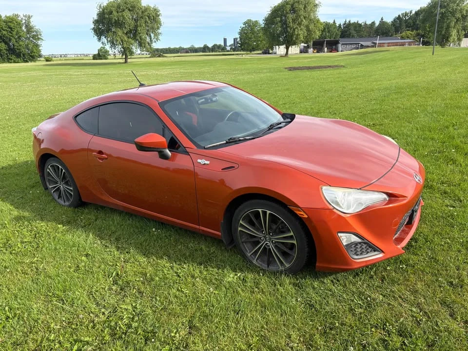 2013 Scion FR-S - Image 3 of 8