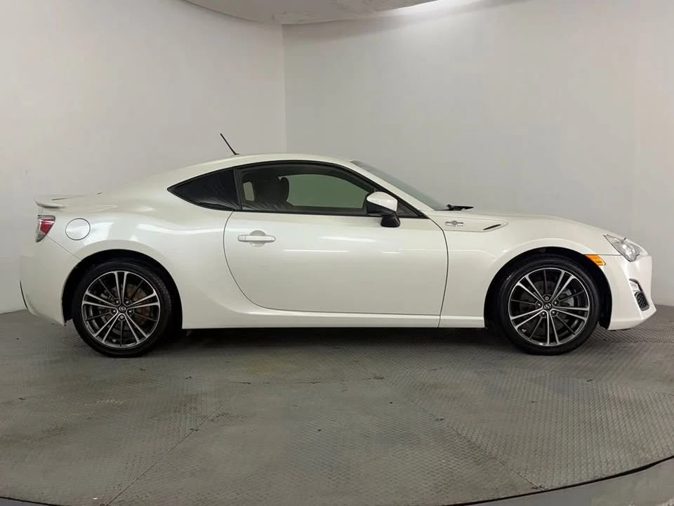 2013 Scion FR-S - Image 5 of 20