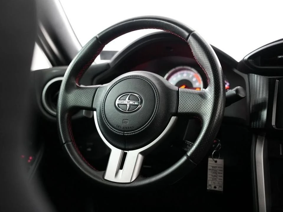 2013 Scion FR-S - Image 11 of 20