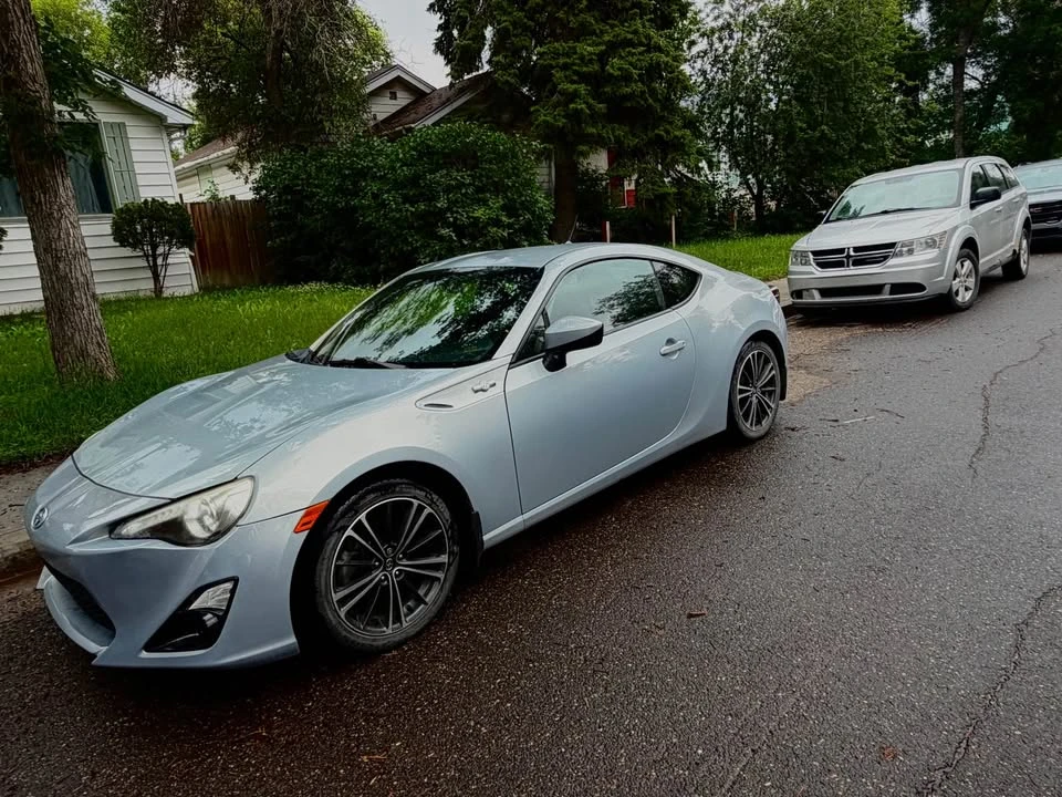 2013 Scion FR-S - Image 4 of 10