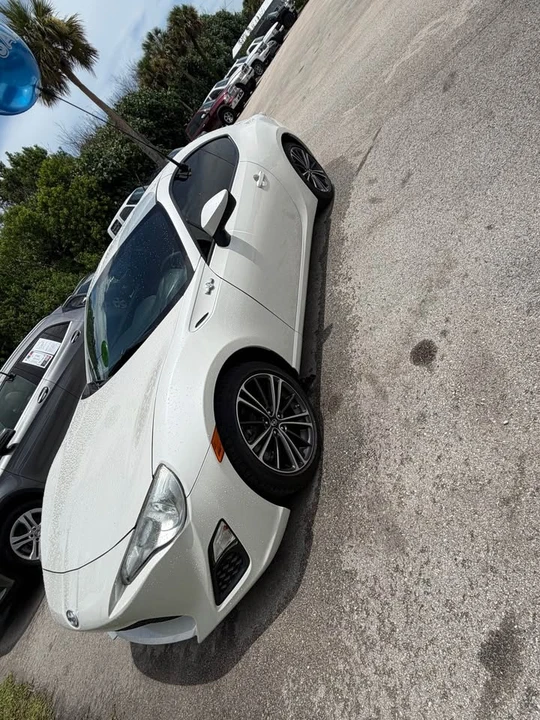 2013 Scion FR-S - Image 3 of 6