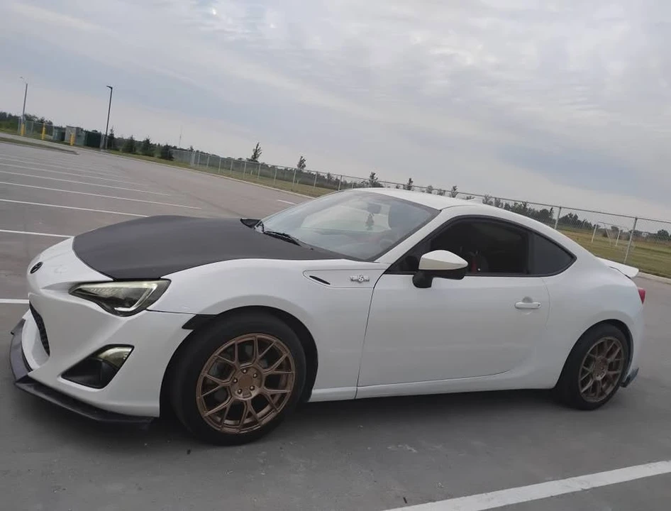 2013 Scion FR-S - Image 2 of 9