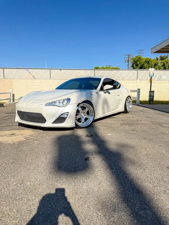 2013 Scion FR-S - Image 9 of 10