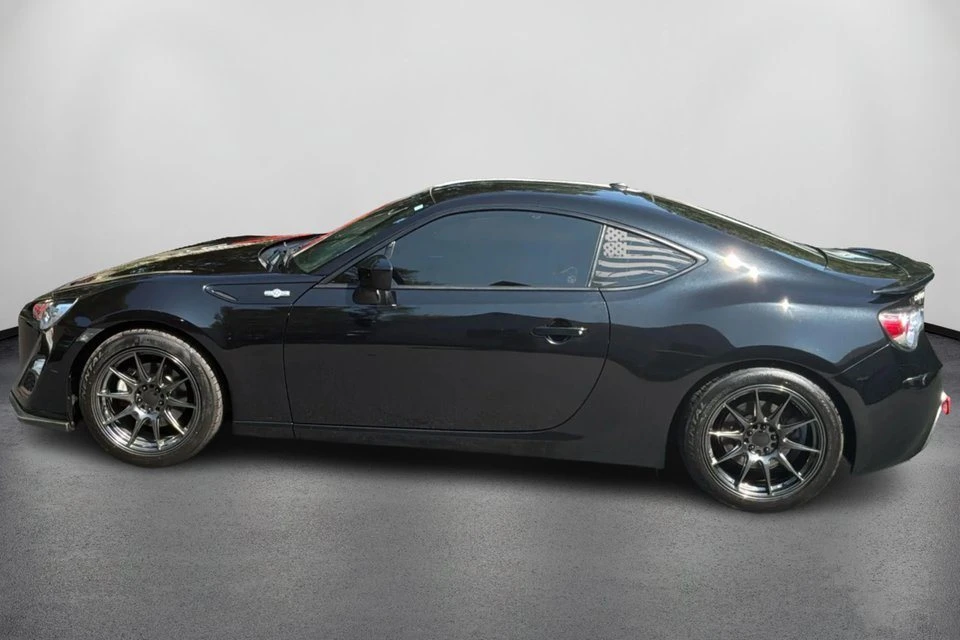 2013 Scion FR-S - Image 8 of 20