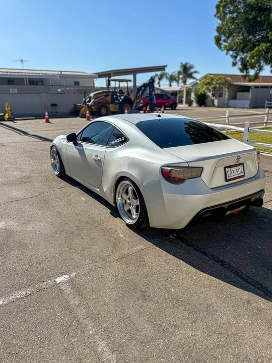 2013 Scion FR-S - Image 5 of 10