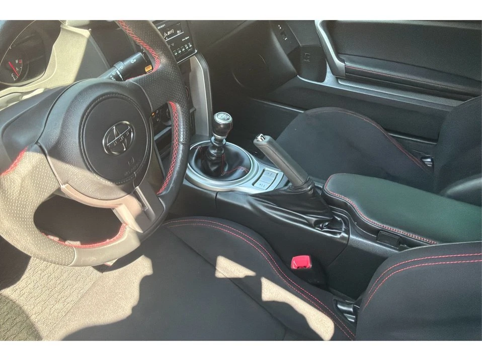 2013 Scion FR-S - Image 10 of 20