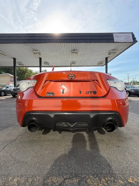 2013 Scion FR-S - Image 5 of 19