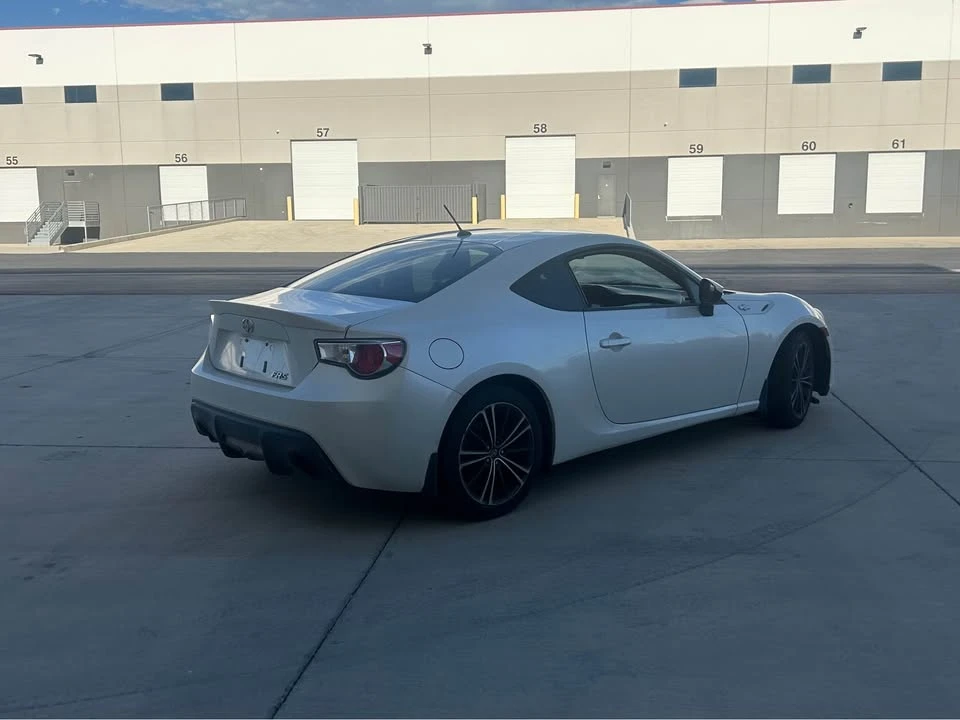 2013 Scion FR-S - Image 5 of 13