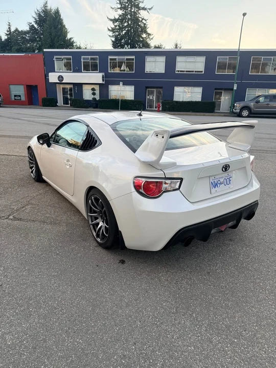 2013 Scion FR-S - Image 6 of 18