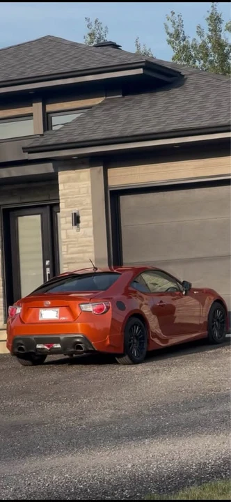 2013 Scion FR-S - Image 2 of 3