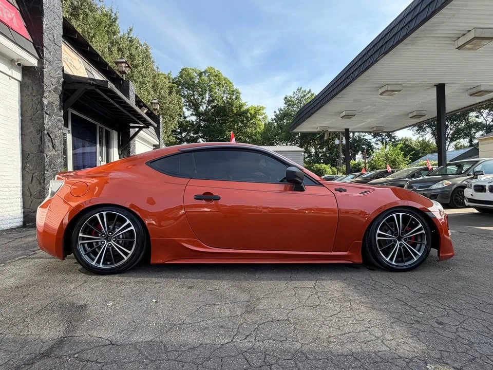 2013 Scion FR-S - Image 4 of 19