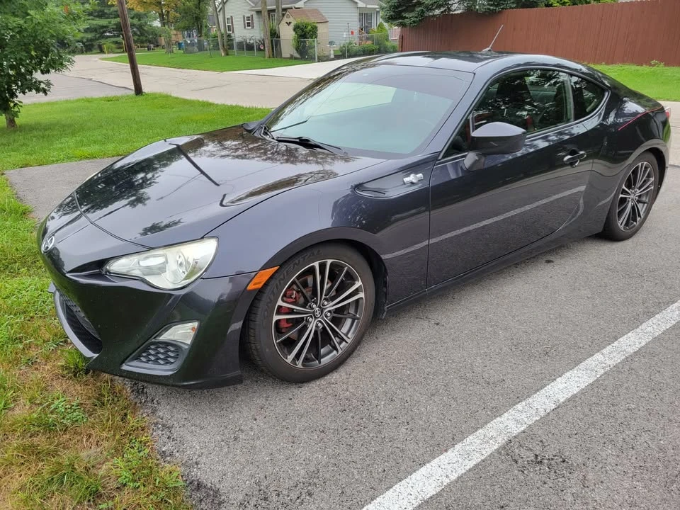 2013 Scion FR-S - Image 5 of 10