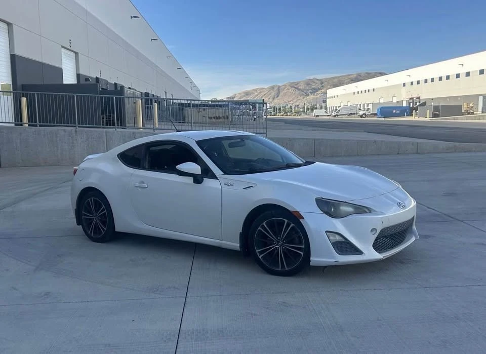 2013 Scion FR-S - Image 7 of 14
