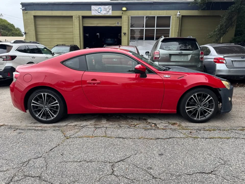 2013 Scion FR-S - Image 2 of 17