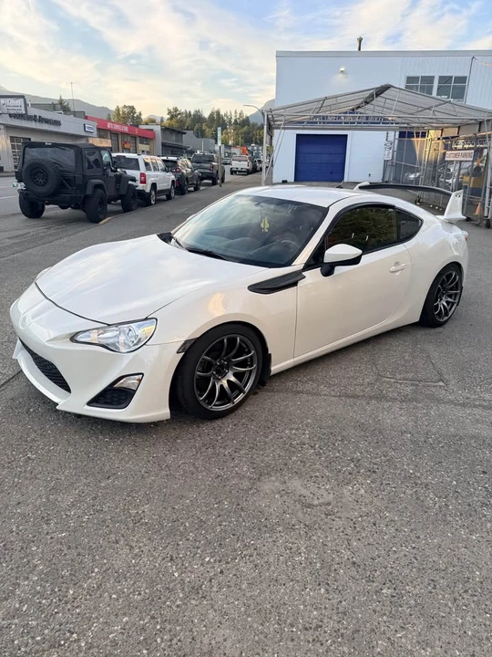 2013 Scion FR-S - Image 4 of 18