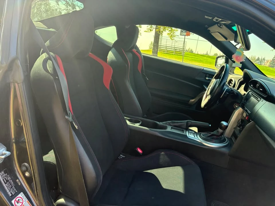 2013 Scion FR-S - Image 4 of 8