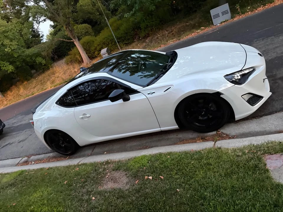 2013 Scion FR-S - Image 8 of 20