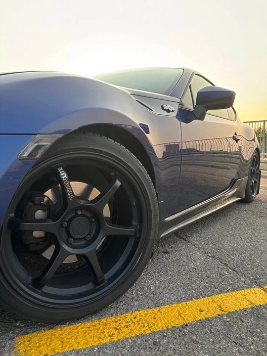 2013 Scion FR-S - Image 6 of 10