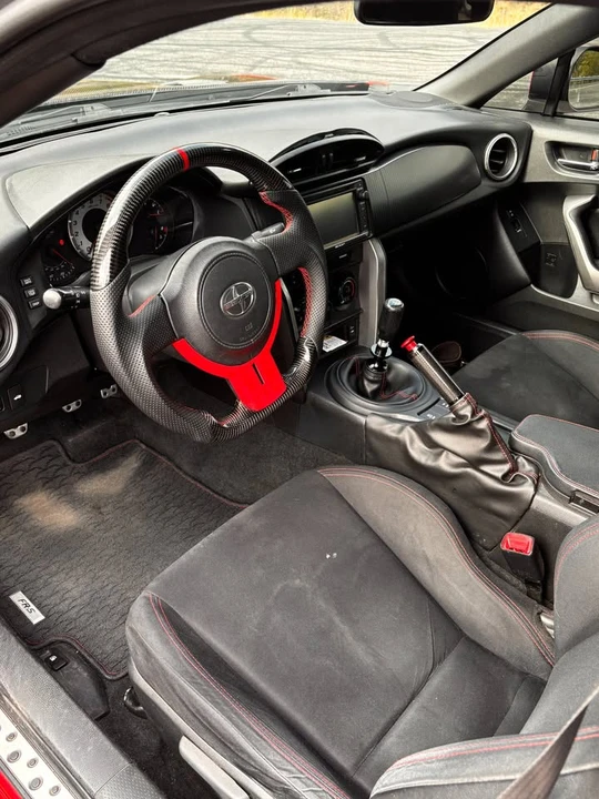 2013 Scion FR-S - Image 8 of 11